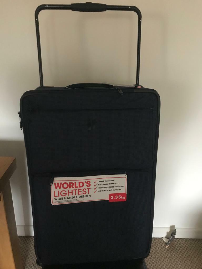 world's lightest wide handle design